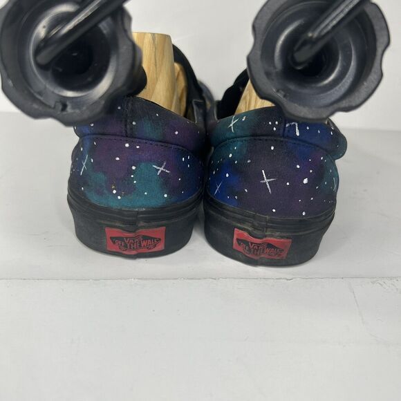 Vans Classic Slip-On Custom Painted Dragonball Z Theme Size 10.5 main image 10